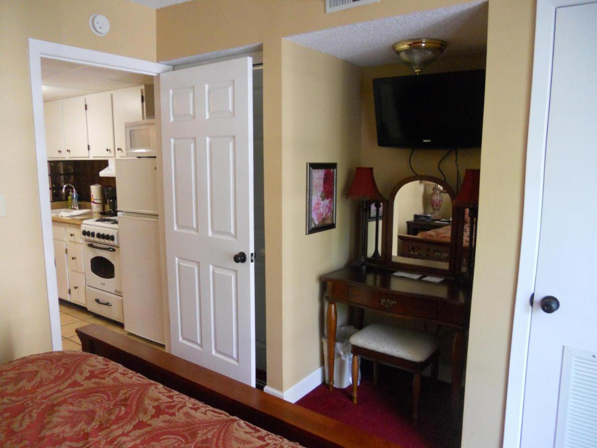 Oak Square 201 Apartment แกตลิงเบิร์ก ภายนอก รูปภาพ